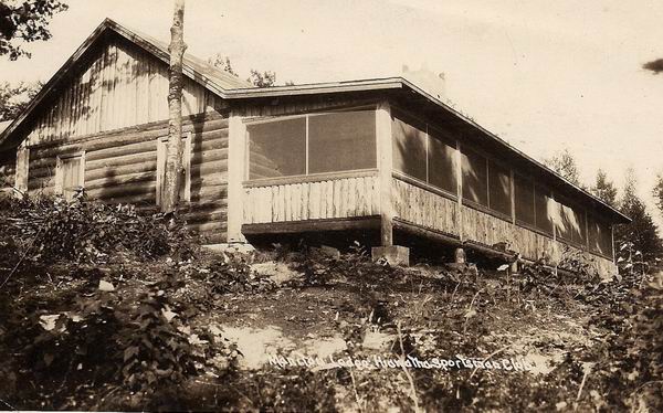 Naubinway Hiawatha Sportsmans Club (newer photo)